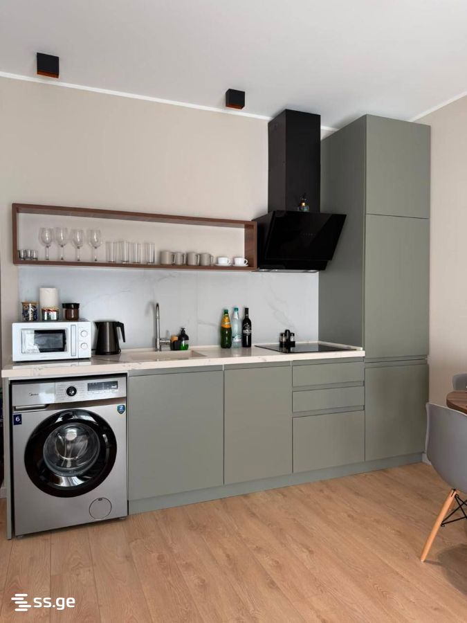 1 Room Flat For Rent. Makhindjauri view 3