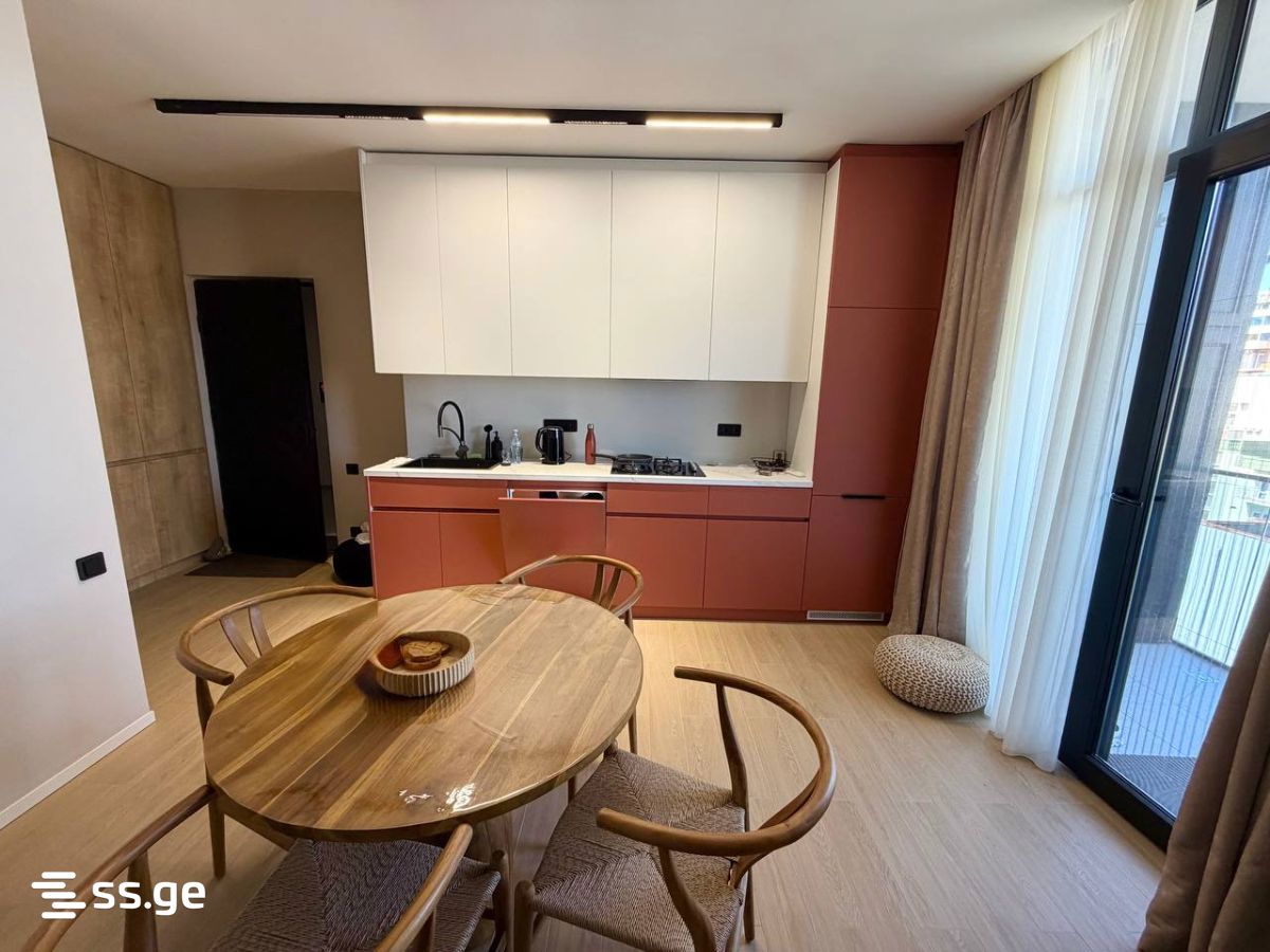 3 Room Flat For Sale view 1