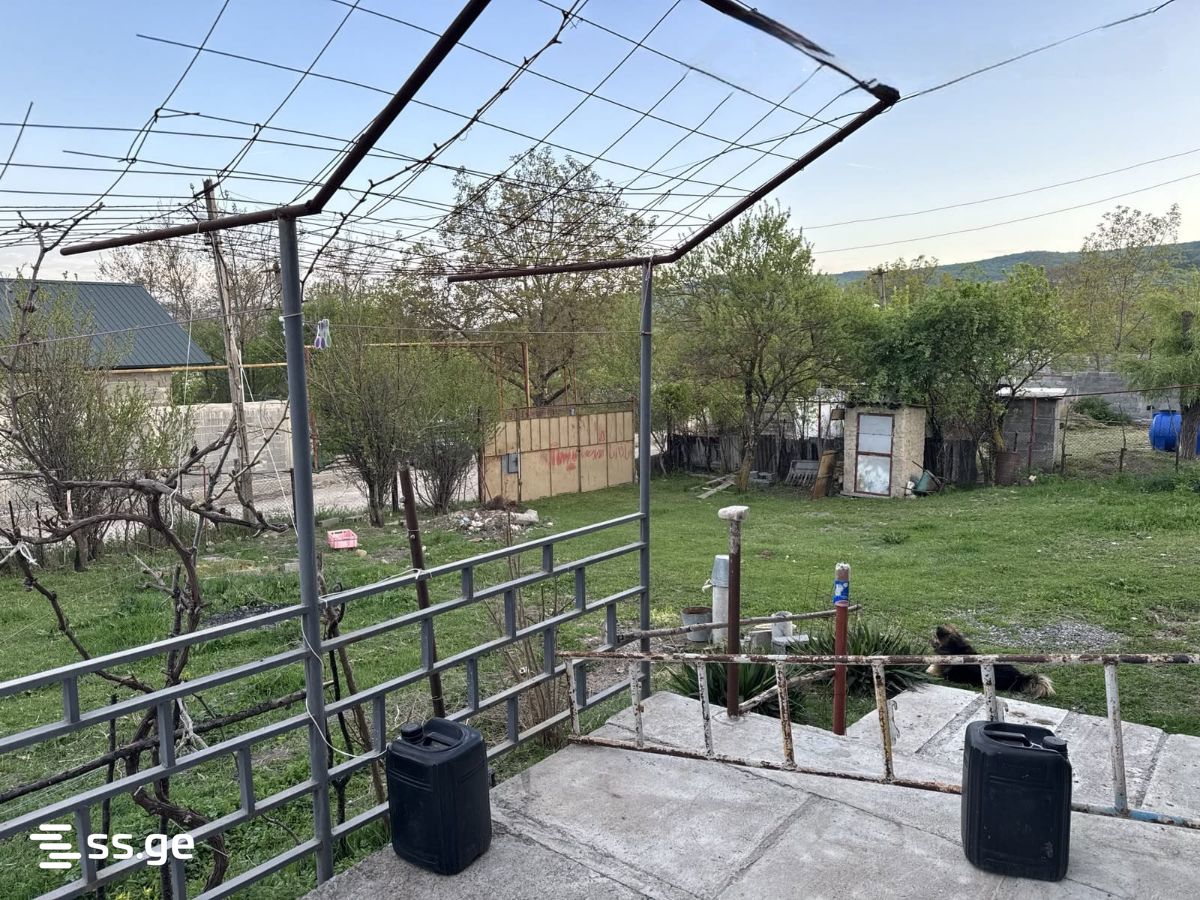 5 Room Private House For Sale view 9