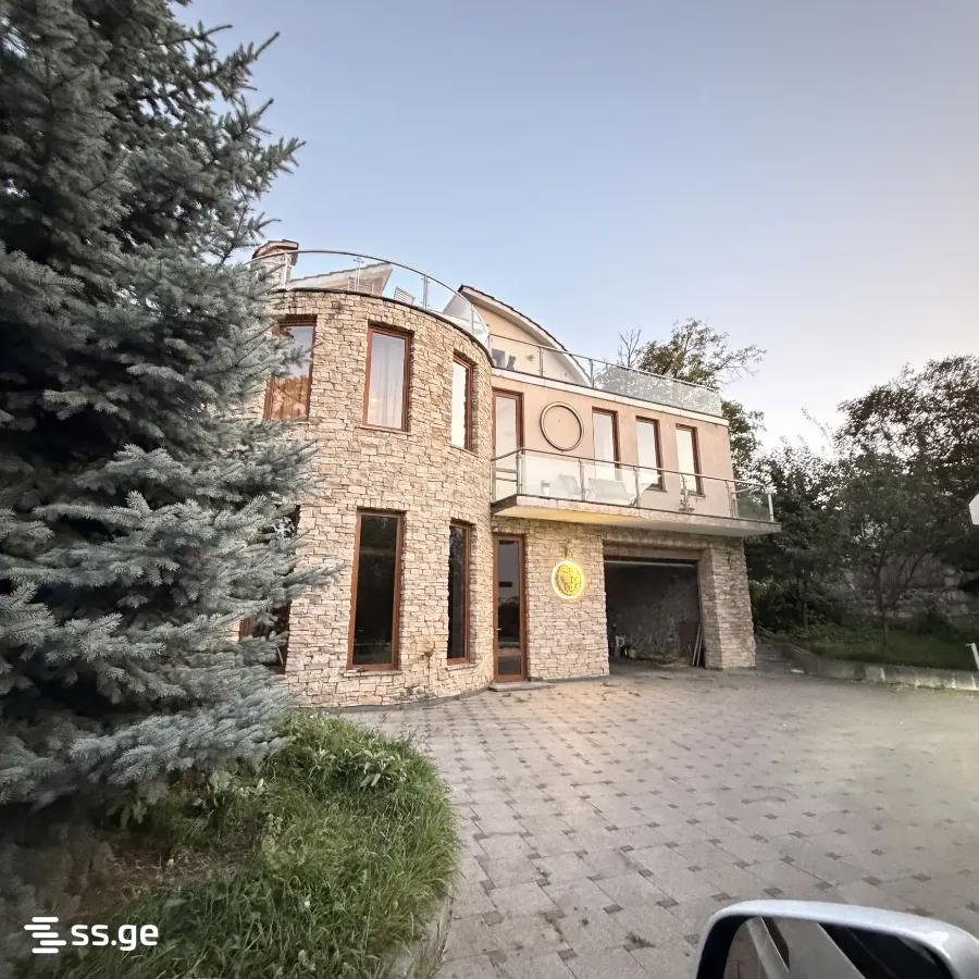 10 Room Summer Cottage For Rent. Nadzaladevi view 1
