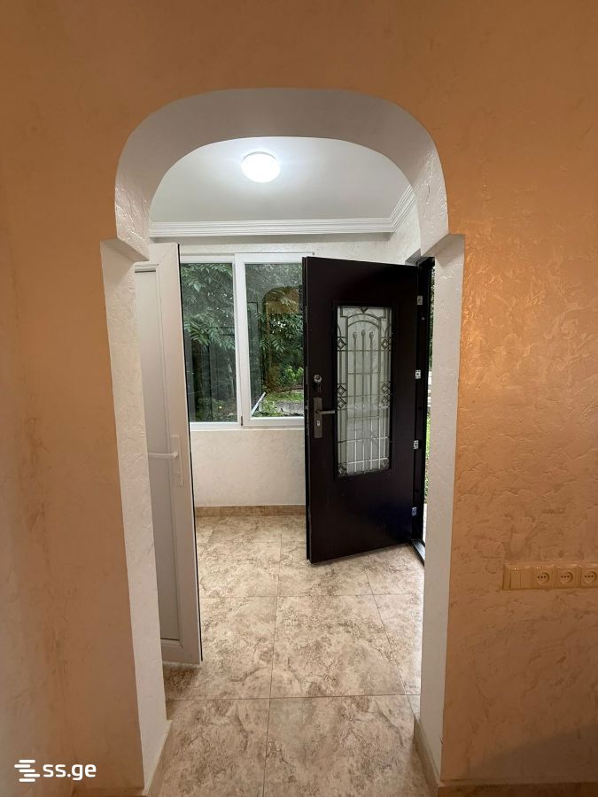 3 Room Private House Daily Rent. Batumi view 6