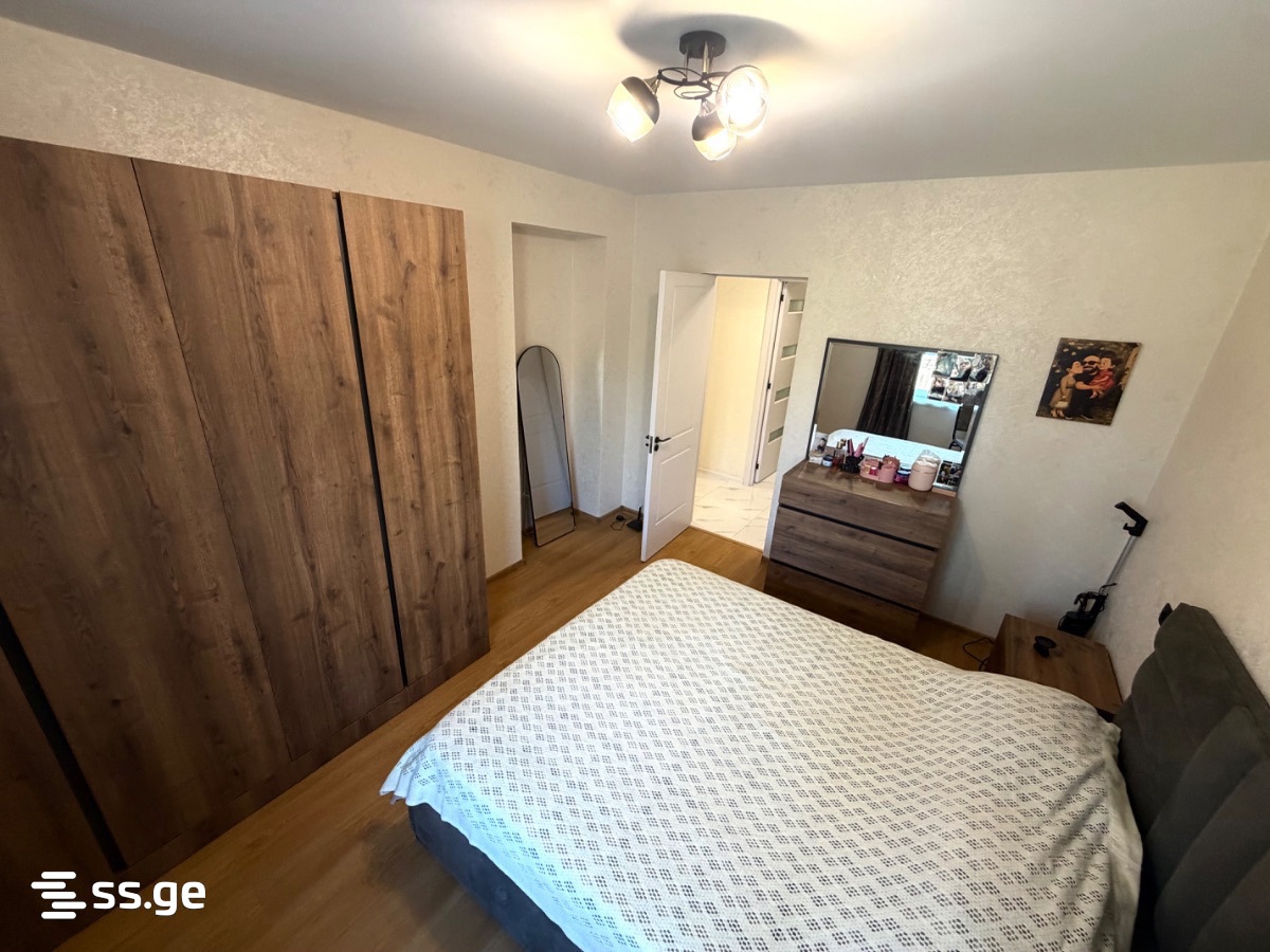 4 Room Flat Daily Rent. Tskaltubo view 5