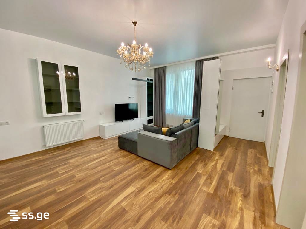 7 Room Private House For Sale view 5