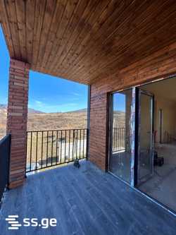 6 Room Private House For Sale view 2
