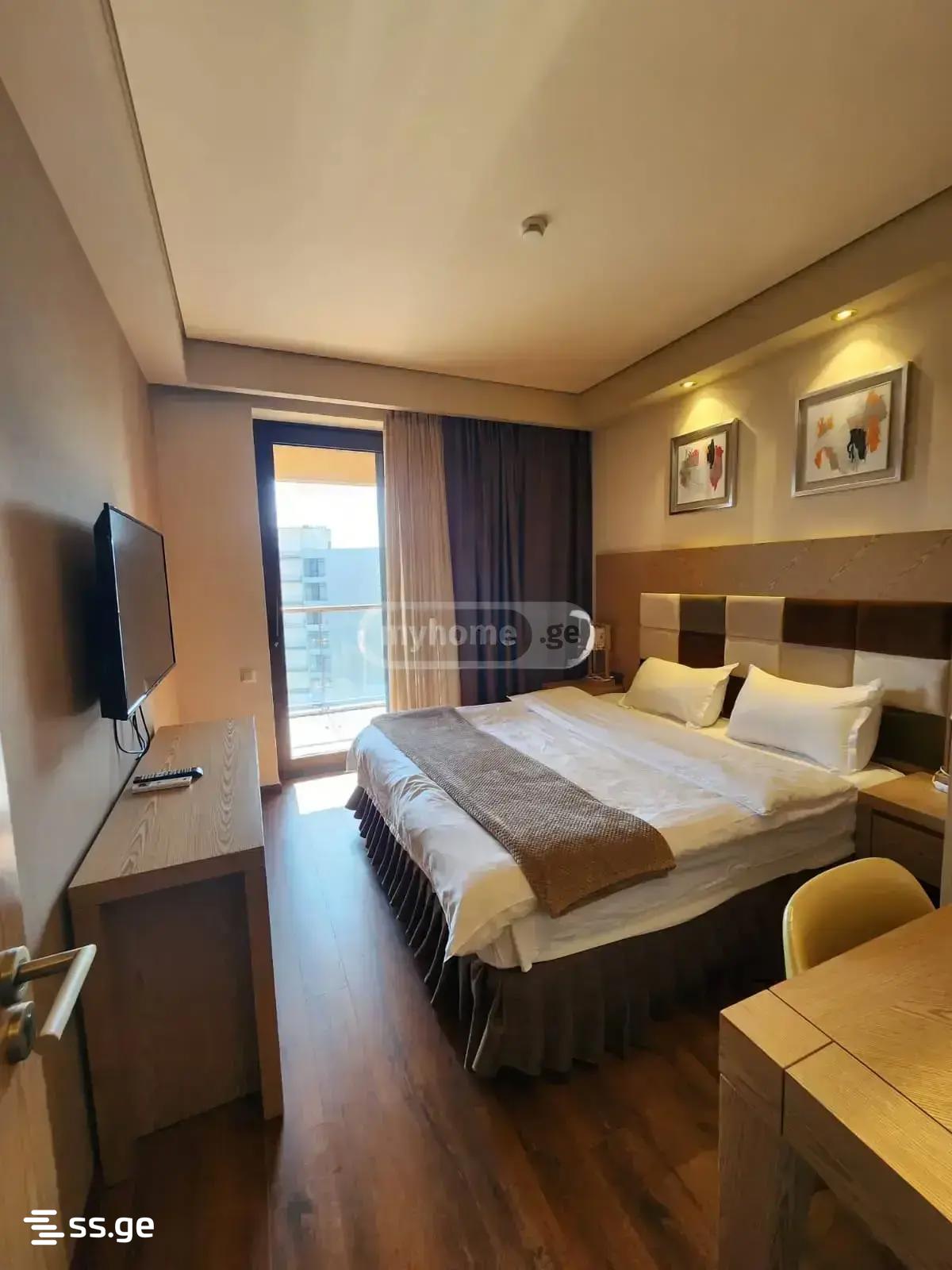 2 Room Flat Daily Rent. Chaqvi view 30