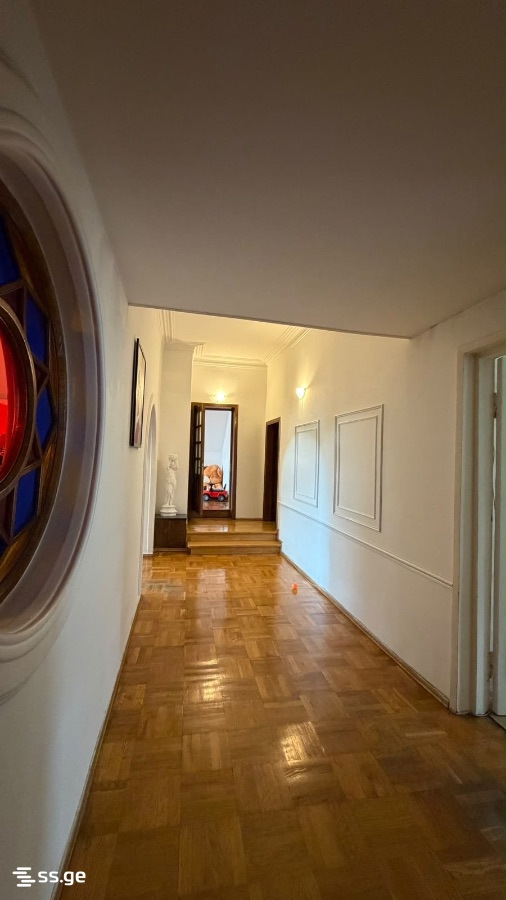 7 Room Private House For Sale view 9
