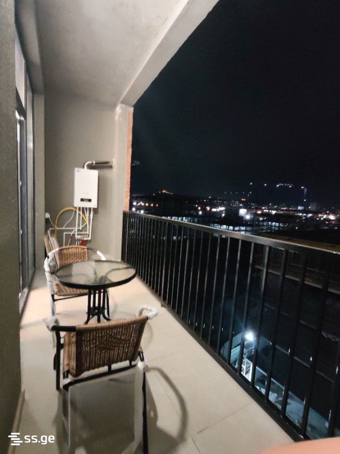 2 Room Flat Daily Rent. Digomi view 2