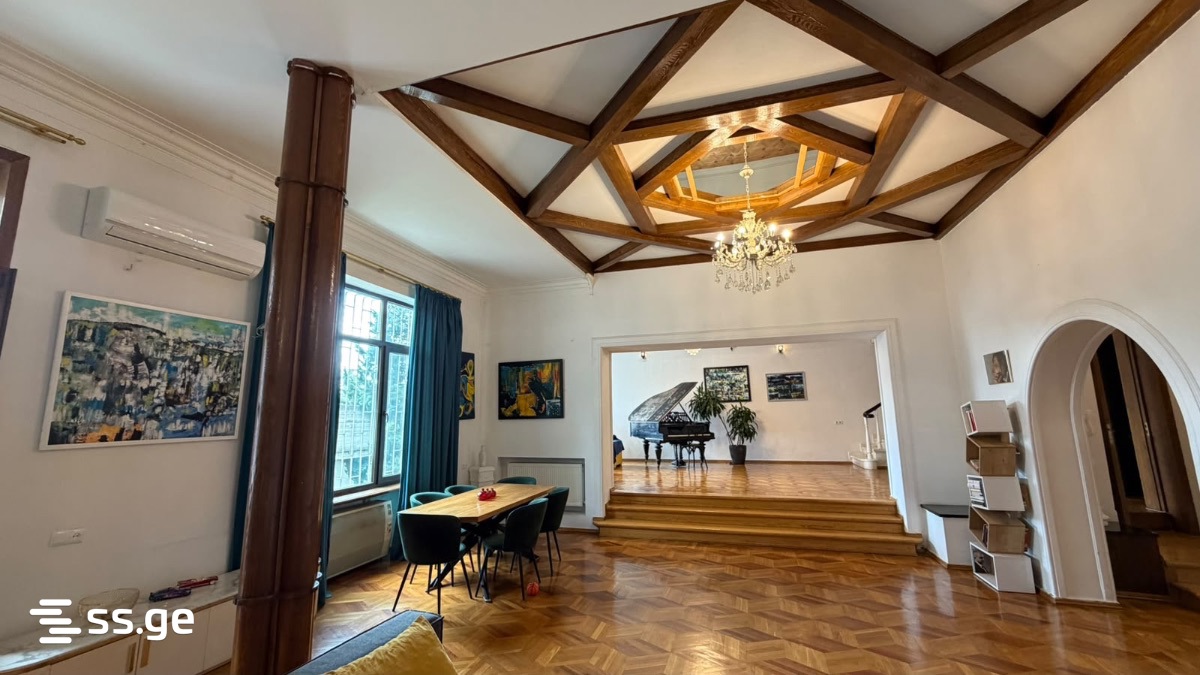 7 Room Private House For Sale view 10