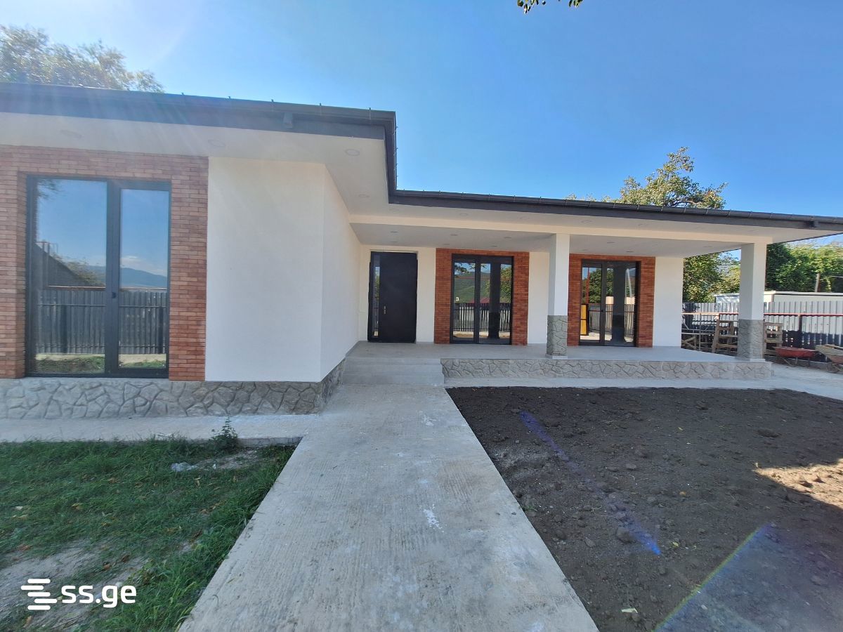 4 Room Summer Cottage For Sale view 6