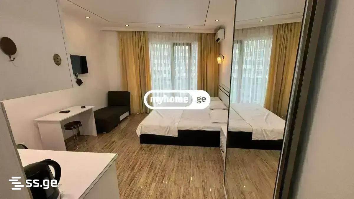 1 Room Flat Daily Rent. Batumi view 2