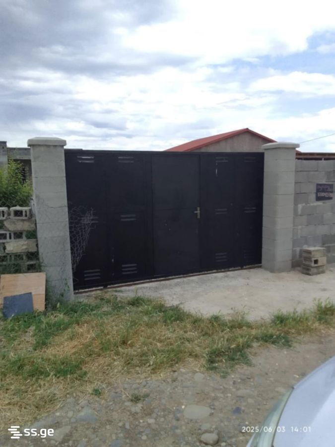 4 Room Private House For Sale view 9