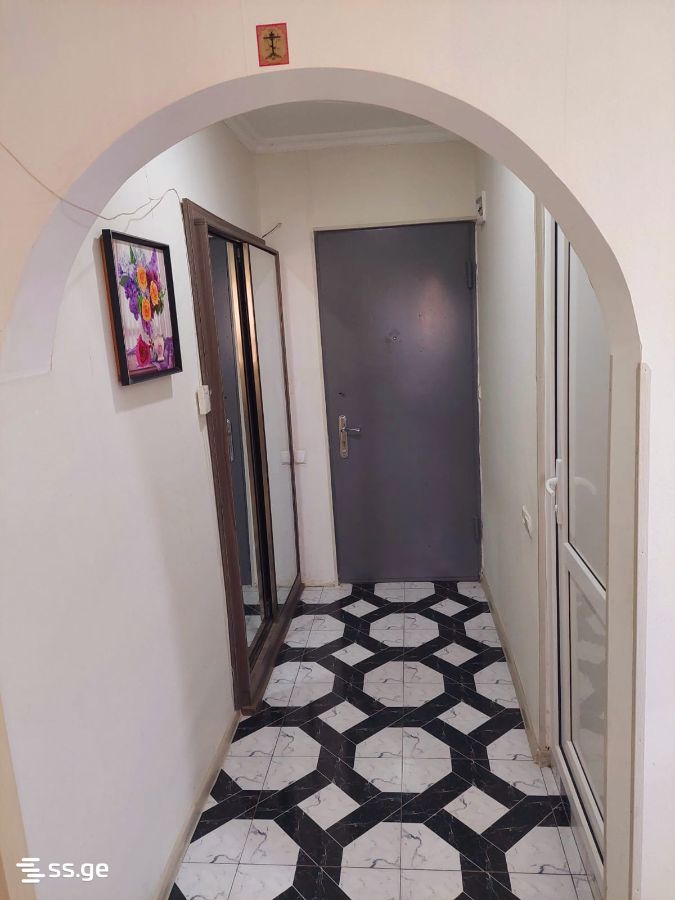 3 Room Flat For Rent. Rustavi view 4