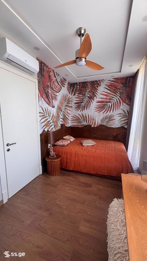 4 Room Private House For Sale view 3