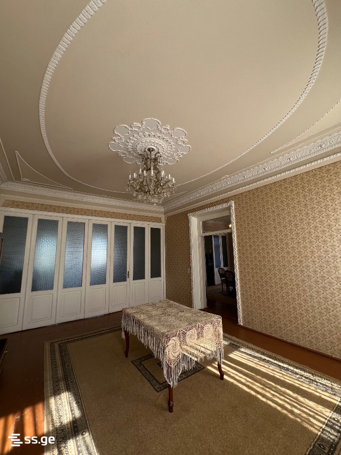 Продажа 9-комната Частный дом view 4