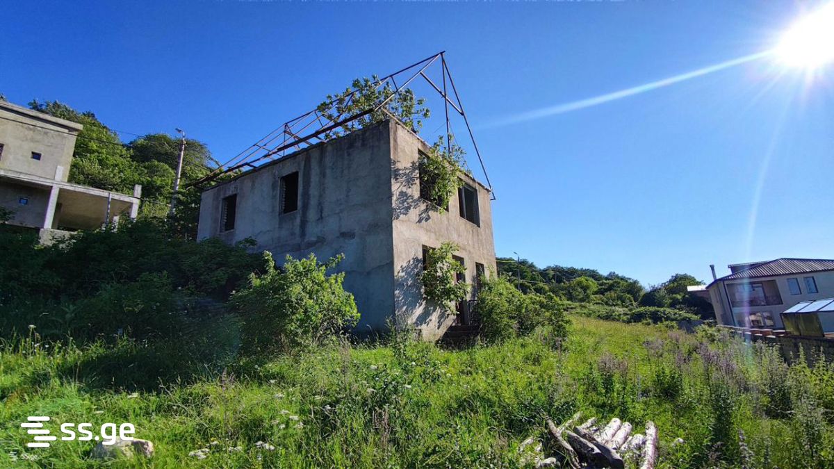 4 Room Summer Cottage For Sale view 2