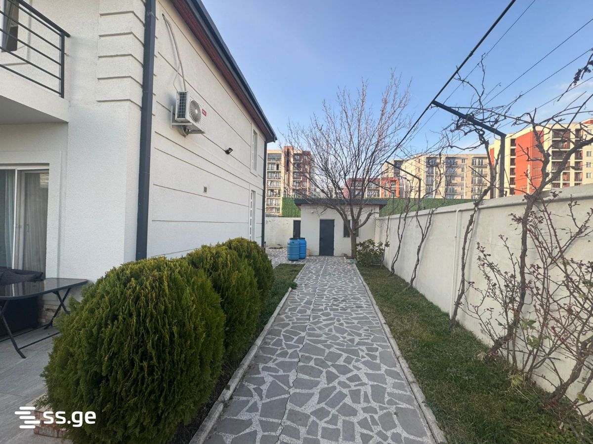 5 Room Private House For Sale view 11