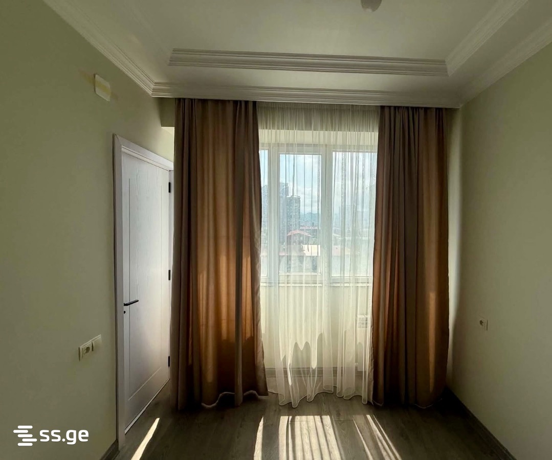 3 Room Private House For Rent. Batumi view 7