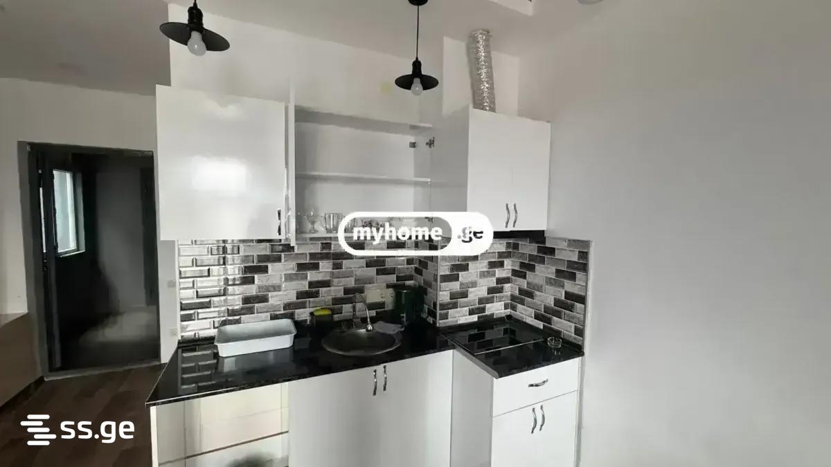 1 Room Flat Daily Rent. Batumi view 3
