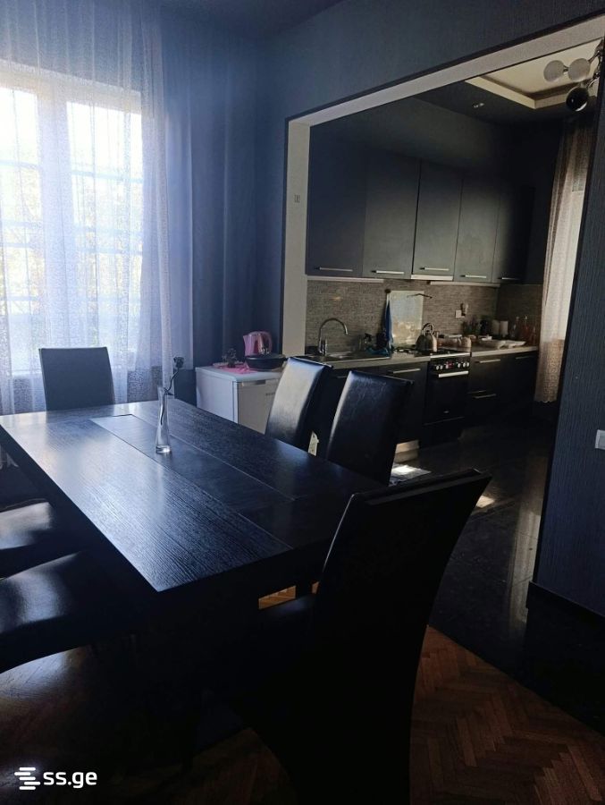 4 Room Private House For Sale view 2