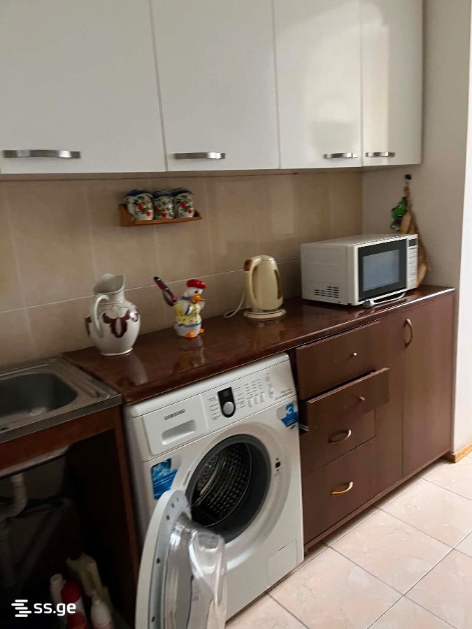 2 Room Flat Daily Rent. Tskaltubo view 6