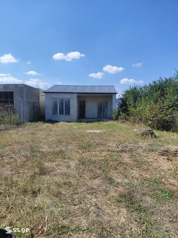 2 Room Private House For Sale view 1