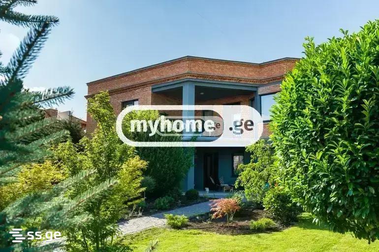 7 Room Private House For Sale view 1