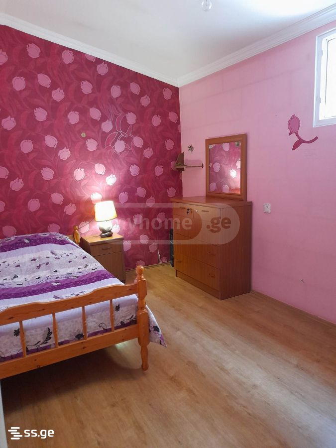 7 Room Private House For Sale view 10