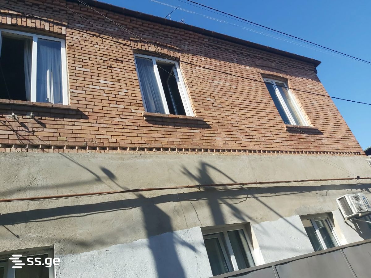 5 Room Private House For Sale view 8