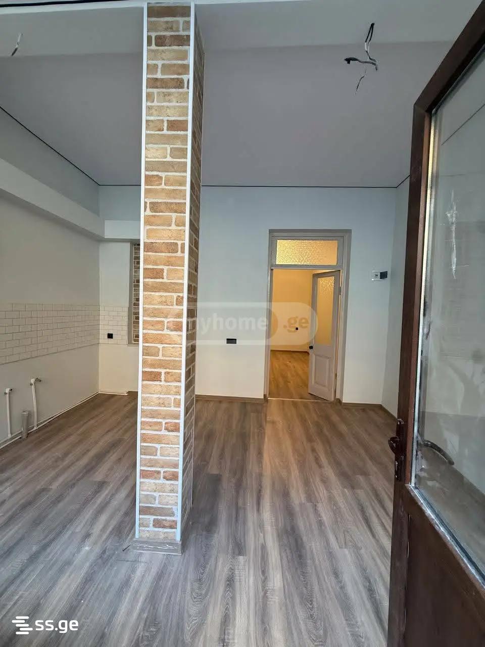 Commercial Space For Sale. Chugureti view 4