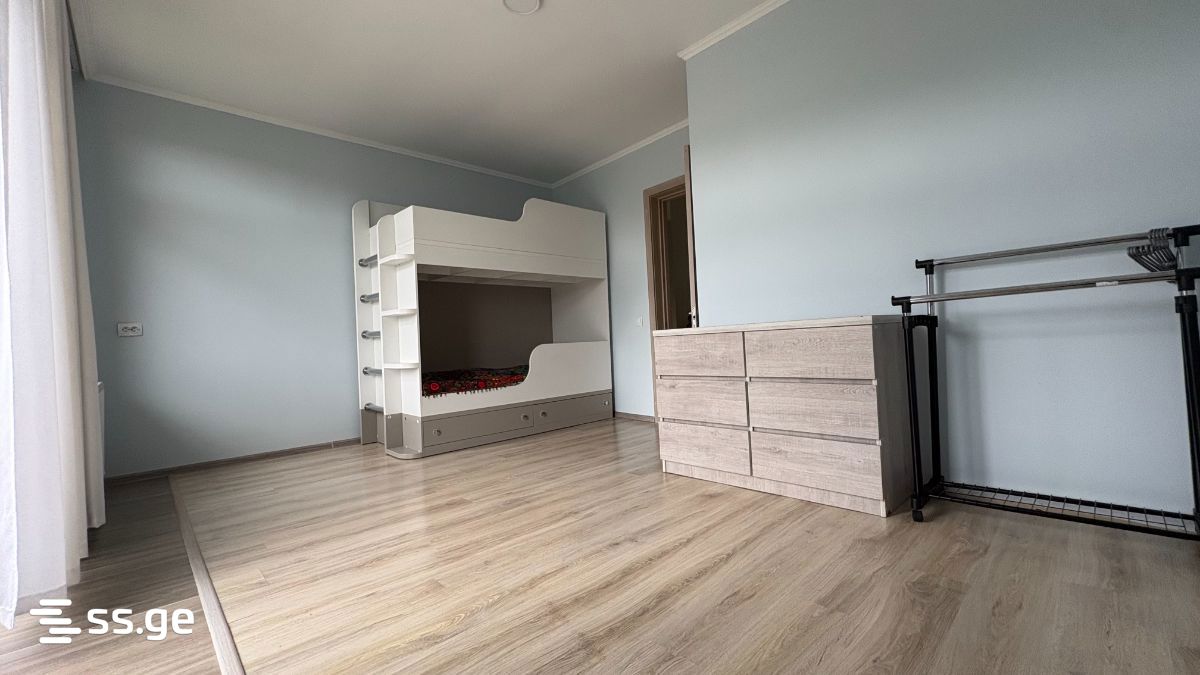 3 Room Private House For Sale view 4
