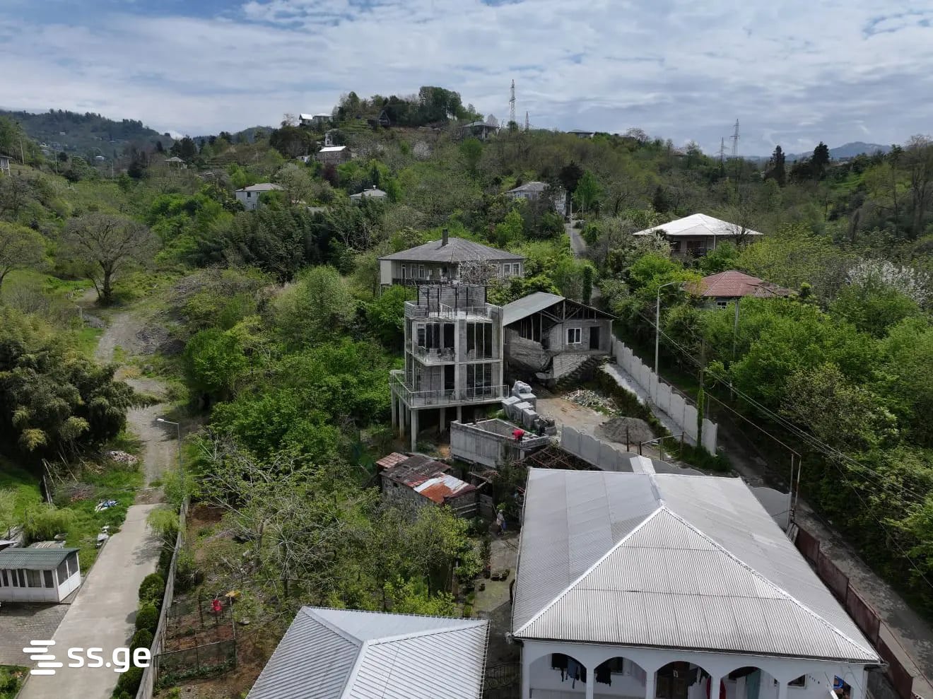 5 Room Private House For Sale view 1