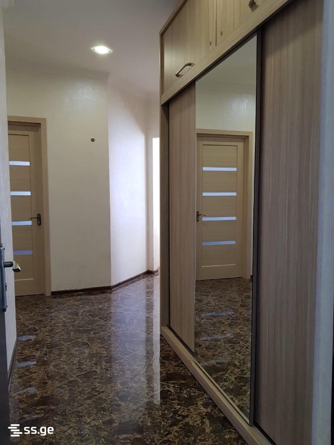 4 Room Flat Daily Rent. Batumi view 10