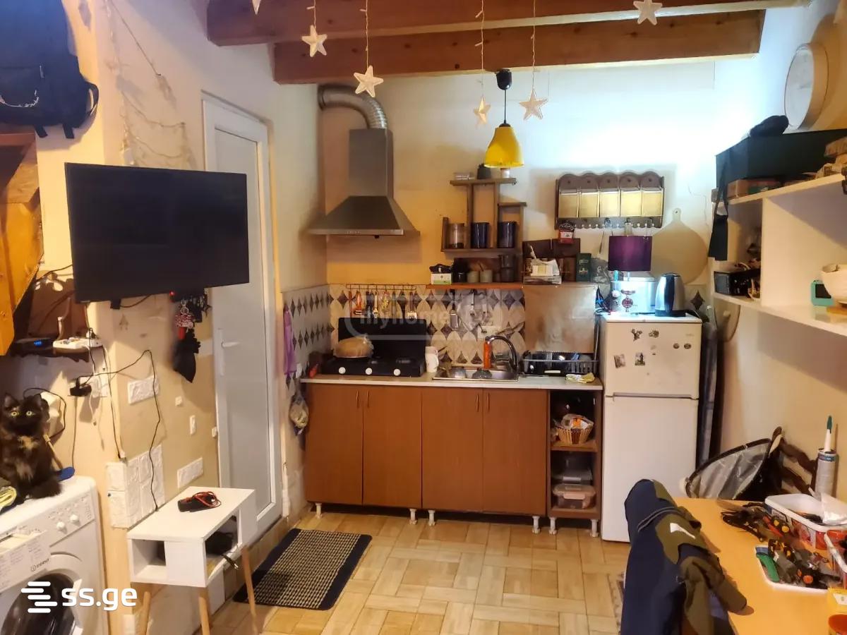 1 Room Private House For Sale view 1