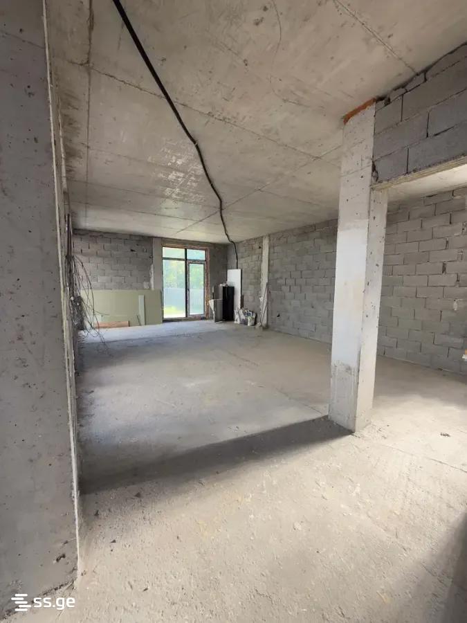8 Room Private House For Sale view 5