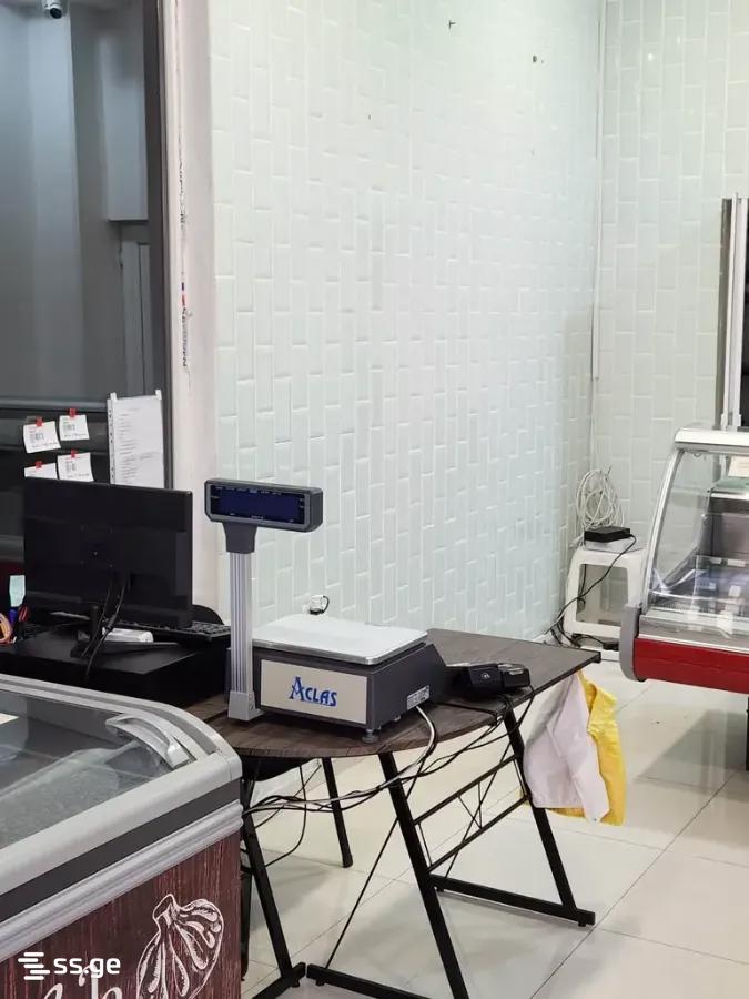 Shopping Property For Rent. Didi Digomi view 3
