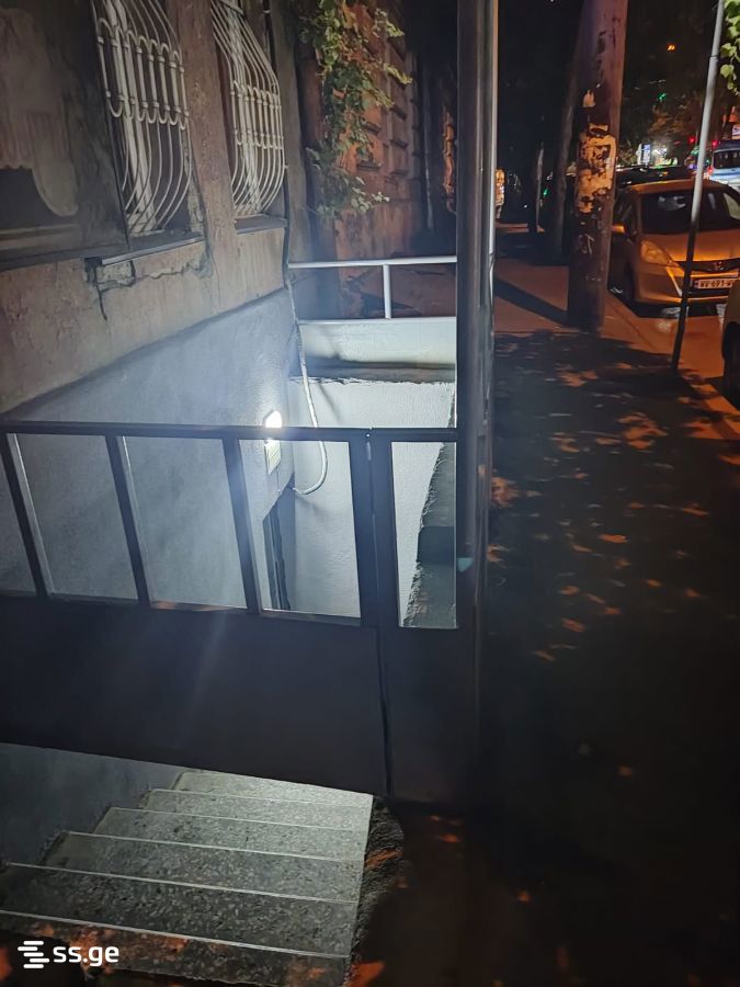 Commercial Space For Rent. Chugureti view 6