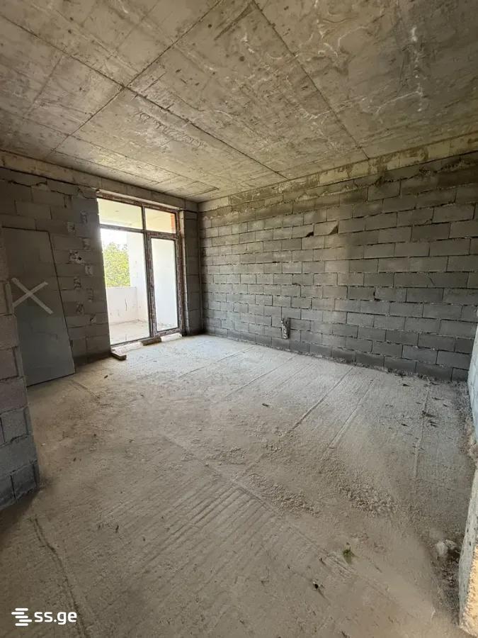 8 Room Private House For Sale view 13