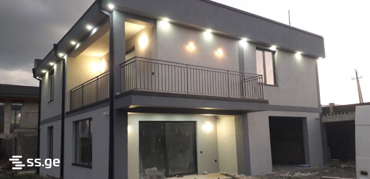 7 Room Summer Cottage For Sale view 6
