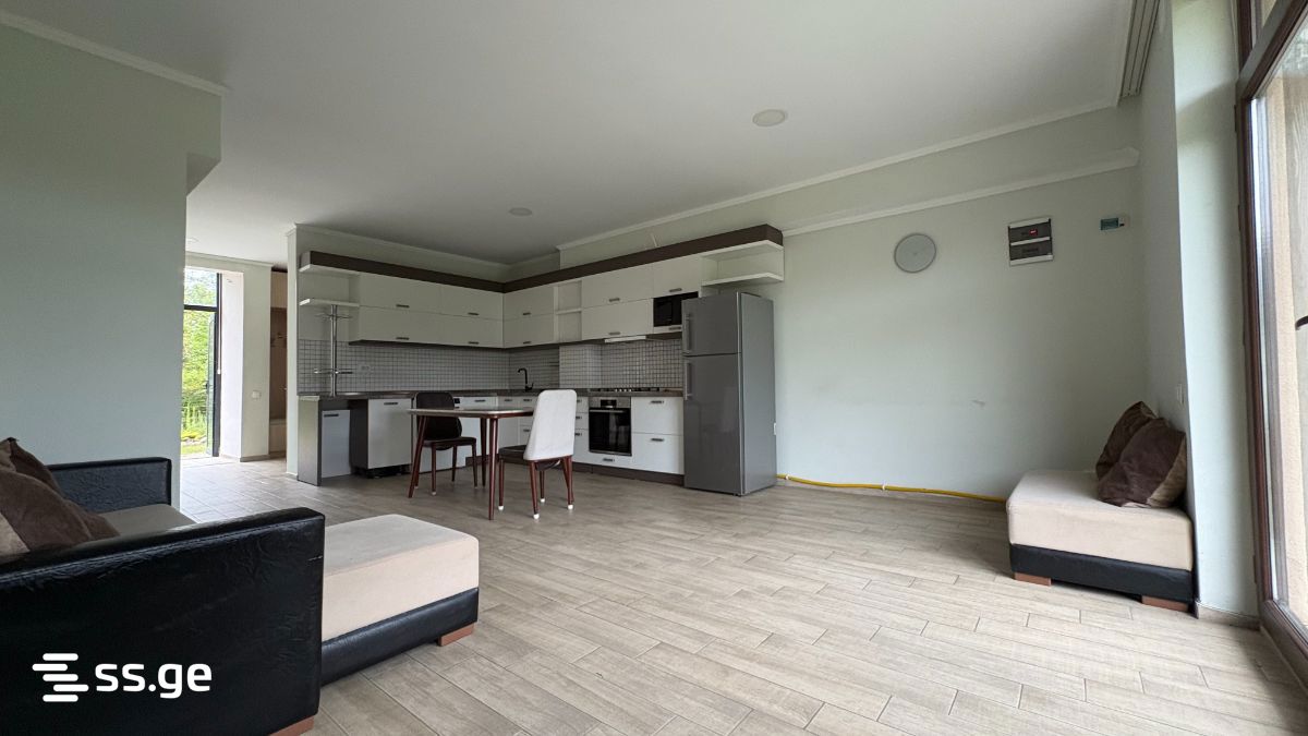 3 Room Private House For Sale view 2