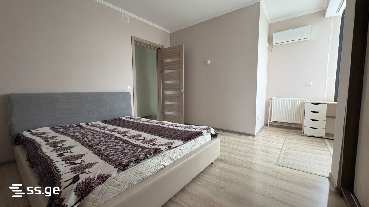 3 Room Private House For Sale view 5