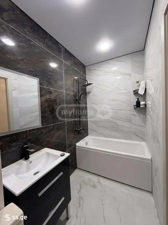 Commercial Space For Sale. Chugureti view 9