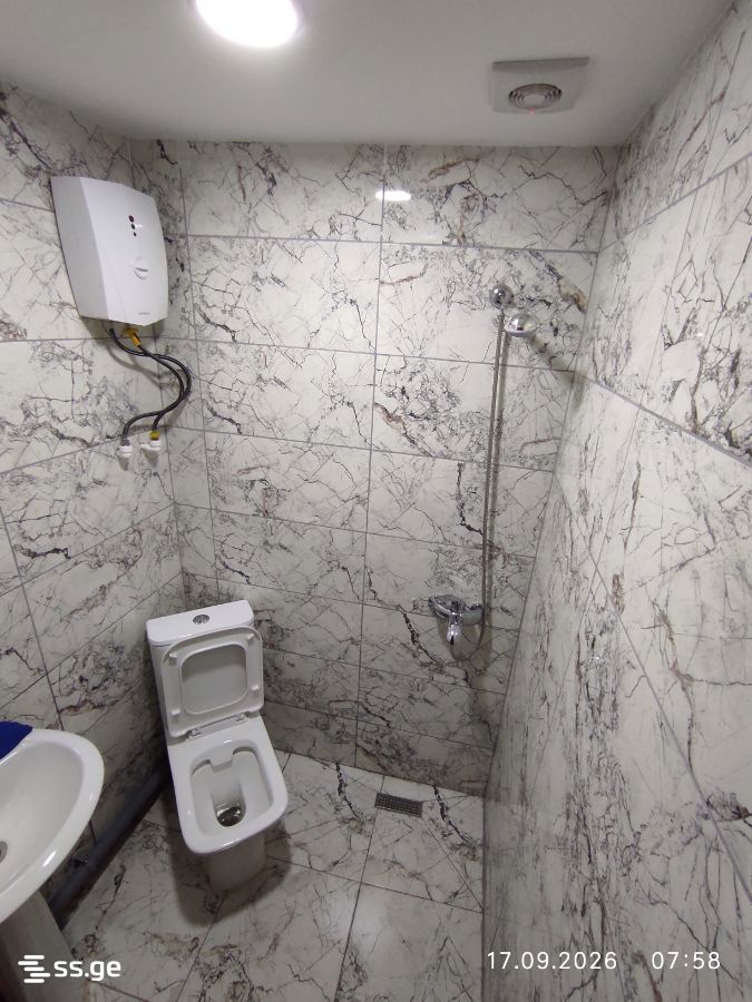 Commercial Space For Rent. Chugureti view 5