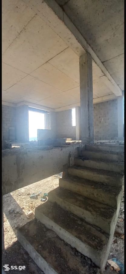 6 Room Private House For Sale view 8
