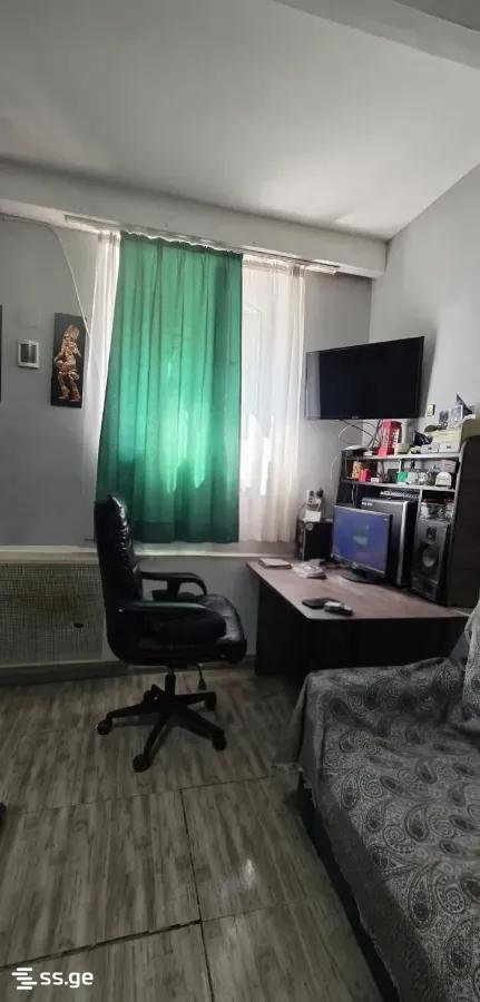 2 Room Private House For Rent. Chugureti view 5
