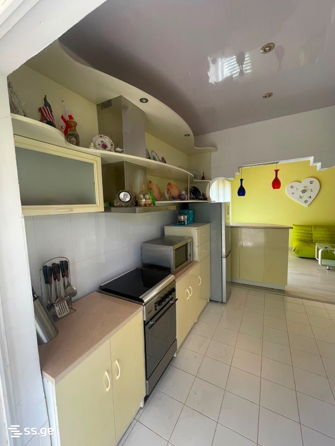 4 Room Private House For Sale view 6