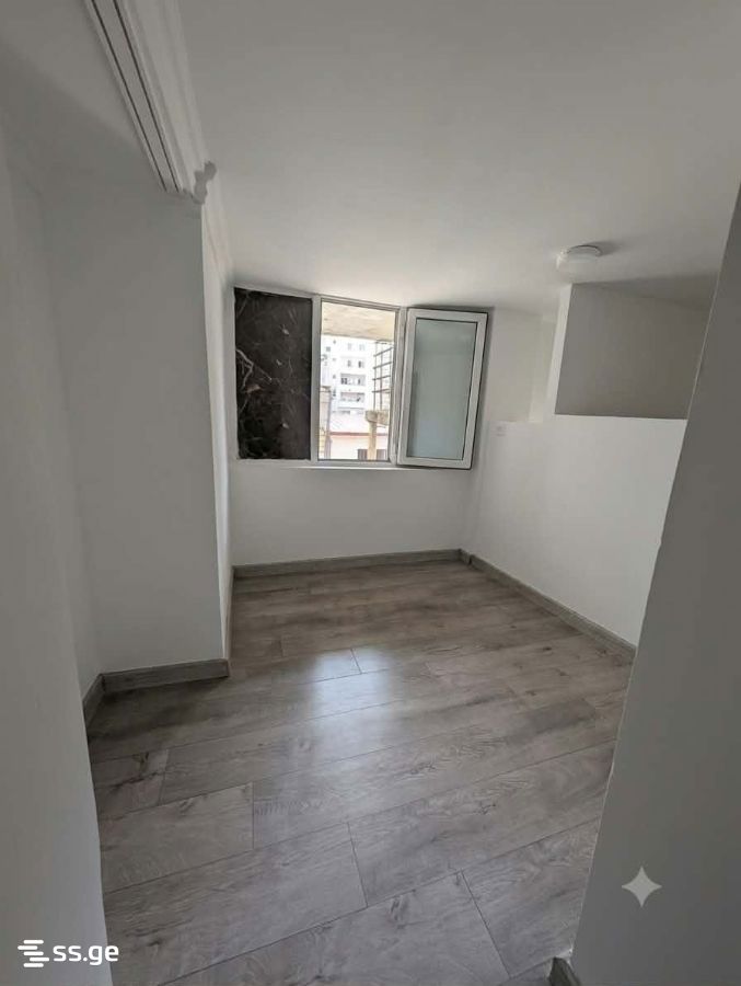Commercial Space For Rent. Batumi view 2
