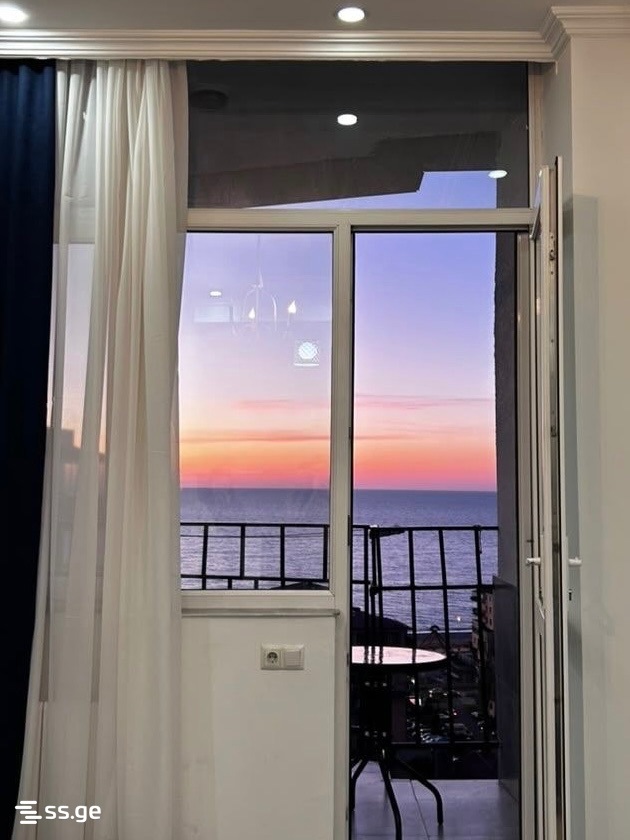 3 Room Flat For Rent. Batumi view 9