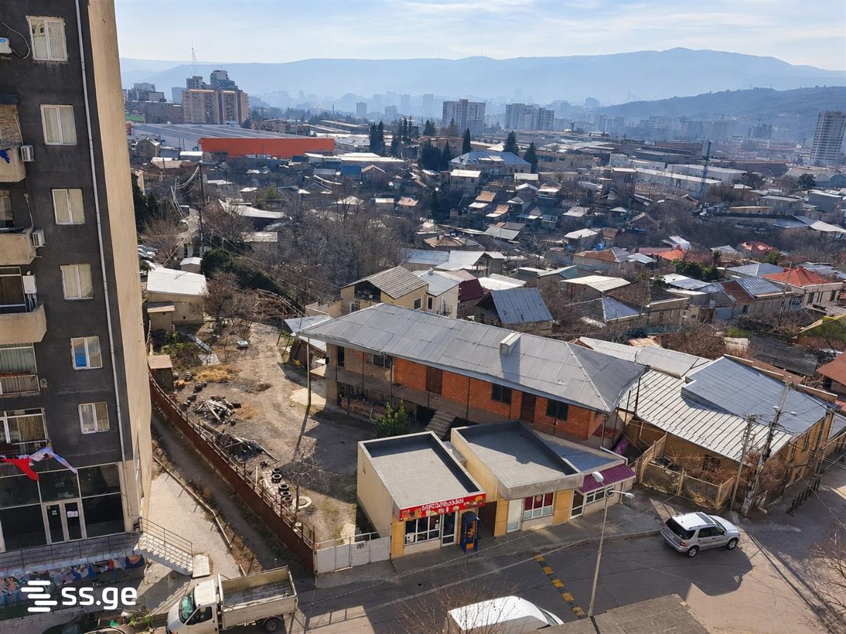 8 Room Hotel For Sale view 2