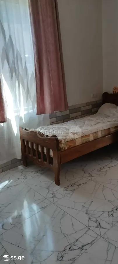 1 Room Summer Cottage For Rent. Mtatsminda view 3