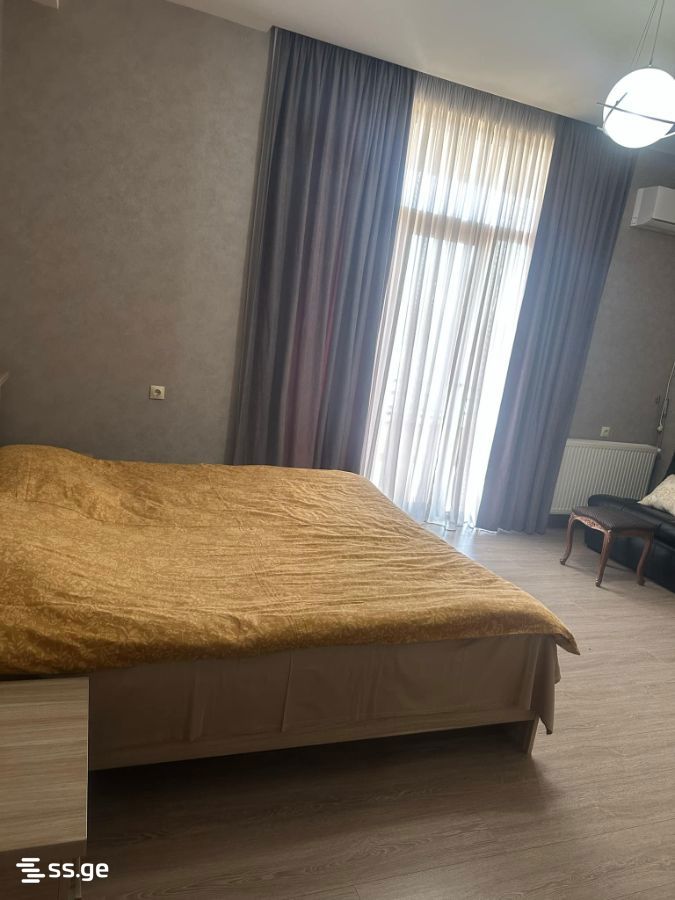 7 Room Private House For Sale view 11